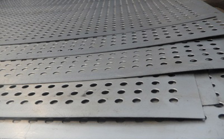 perforated plate（19）